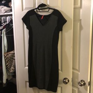 Ruby Ribbon size Medium mid length dress